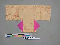 藏品(黃色紅底靈衣)的圖片
